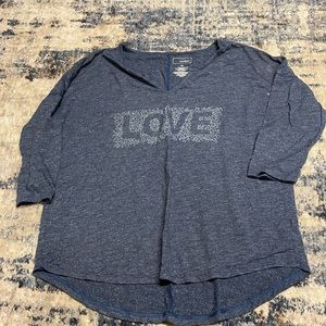 Navy blue three-quarter long T shirt